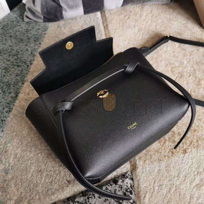 CELINE NANO BELT BAG 189003ZVA.38NO (20*20*10cm) CELINE NANO BELT BAG 189003ZVA.38NO (20*20*10cm)