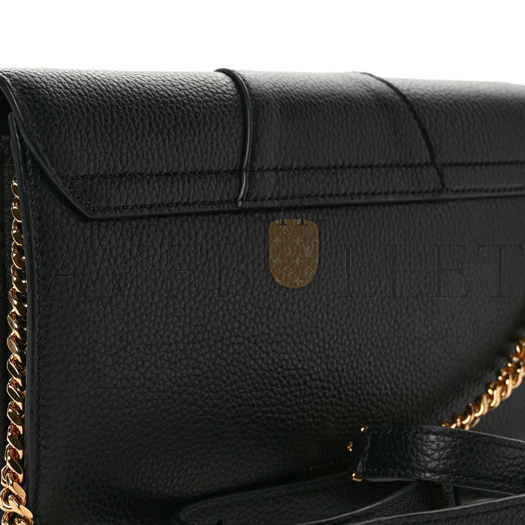 VERSACE GRAINED CALFSKIN VIRTUS WALLET ON CHAIN BLACK (18*11*4cm) VERSACE GRAINED CALFSKIN VIRTUS WALLET ON CHAIN BLACK (18*11*4cm)