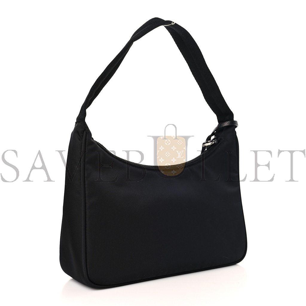 PRADA TESSUTO NYLON MINI RE-EDITION 2000 BAG BLACK (22*13*5cm) PRADA TESSUTO NYLON MINI RE-EDITION 2000 BAG BLACK (22*13*5cm)