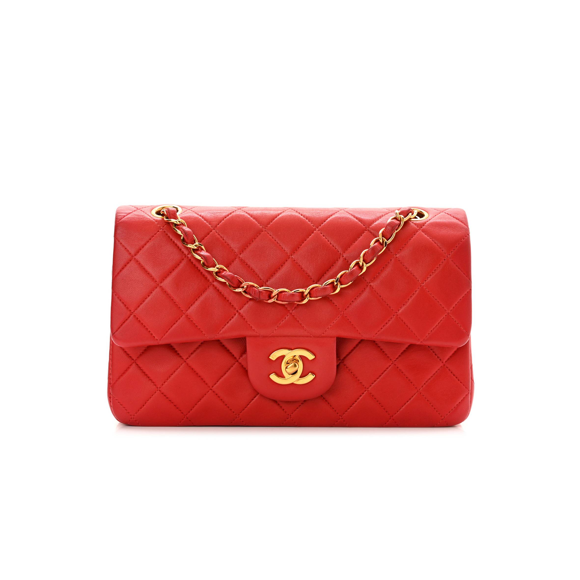 CHANEL LAMBSKIN QUILTED SMALL DOUBLE FLAP RED GOLD HARDWARE (23*14*6cm) CHANEL LAMBSKIN QUILTED SMALL DOUBLE FLAP RED GOLD HARDWARE (23*14*6cm)