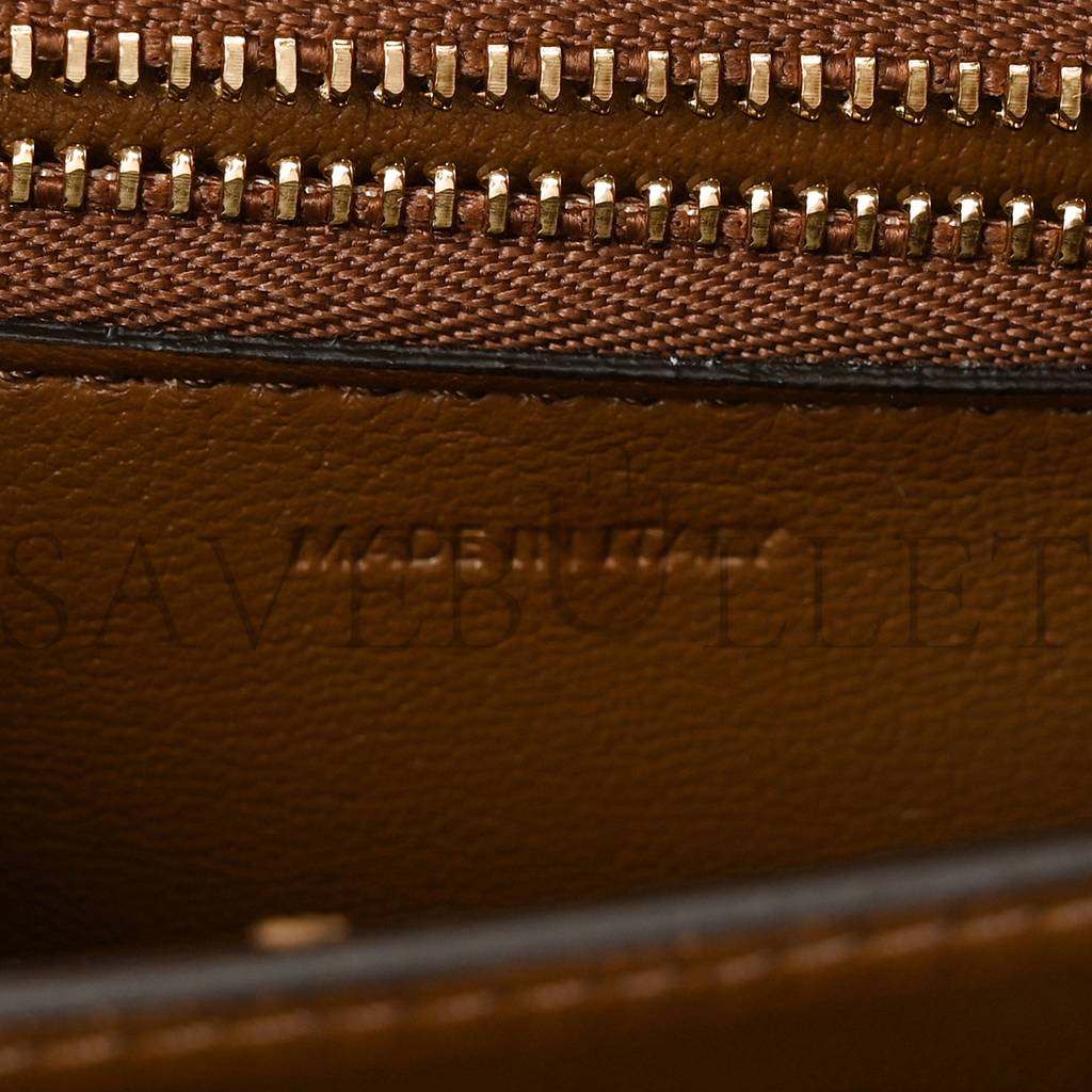 CELINE SMOOTH CALFSKIN SMALL CLASSIC BOX FLAP BAG CAMEL (17*14*6cm) CELINE SMOOTH CALFSKIN SMALL CLASSIC BOX FLAP BAG CAMEL (17*14*6cm)